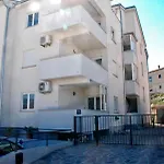 With A Parking Space - 13098 *